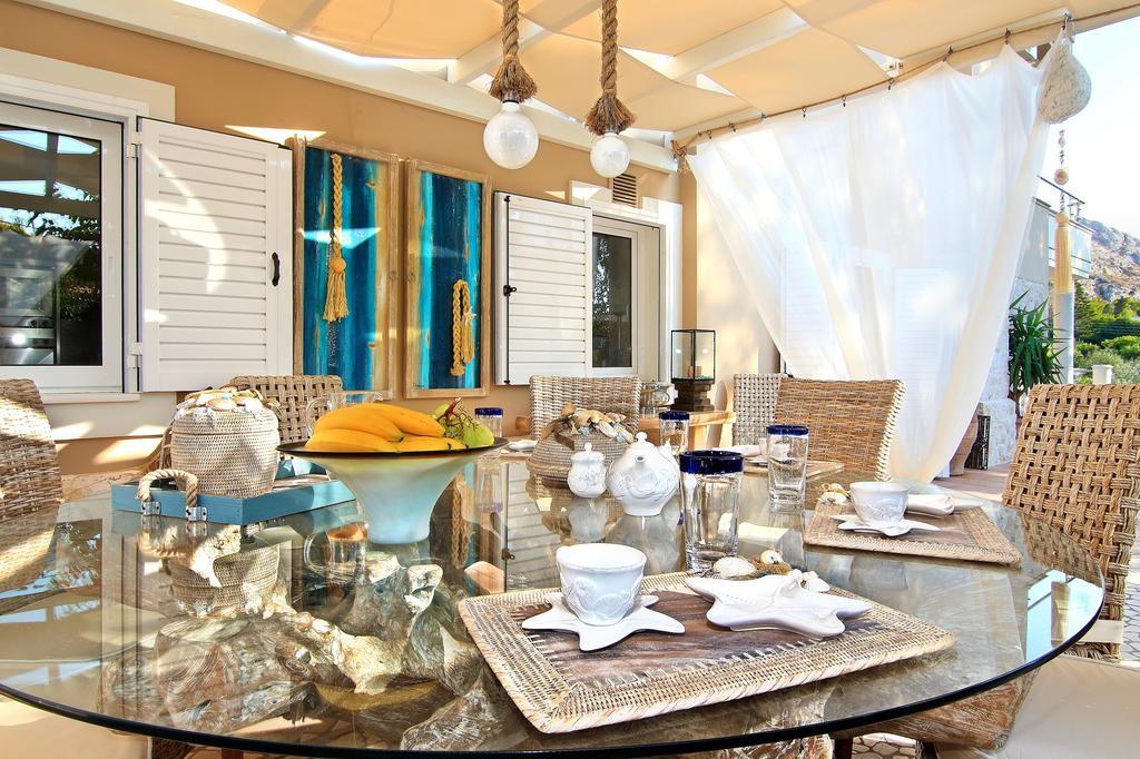 Luxury Villa Sea Melody Palaiá Fókaia Extérieur photo